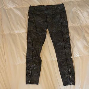 Fast and free lulu lemon leggings